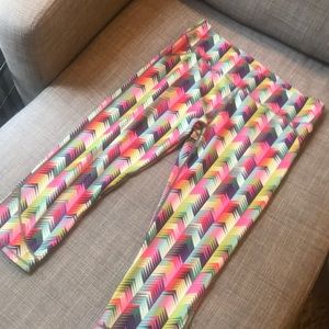 Graphic yoga pants
